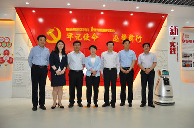 全市基层党建工作现场观摩会走进高新区，共探生物科技研究新路径